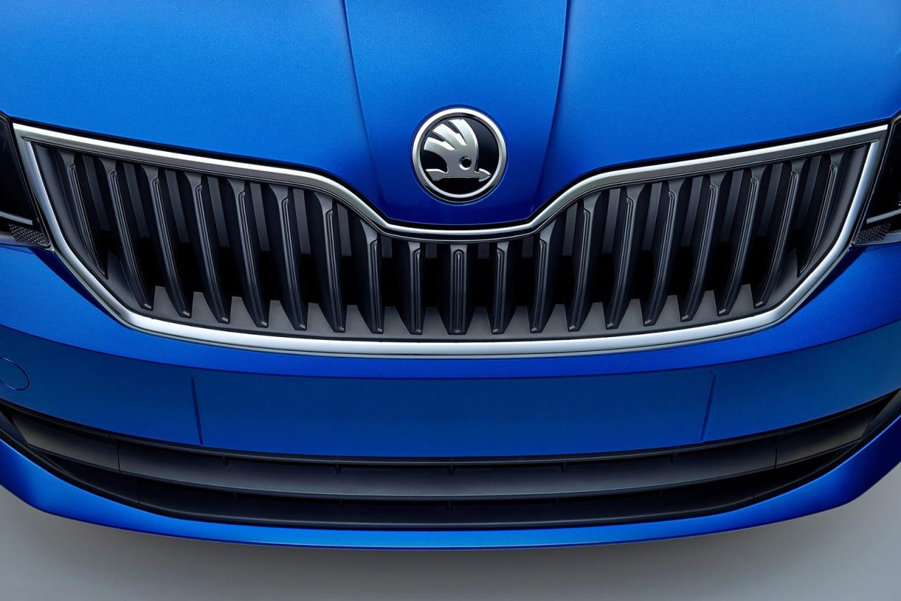 2015 Skoda Fabia teaser image