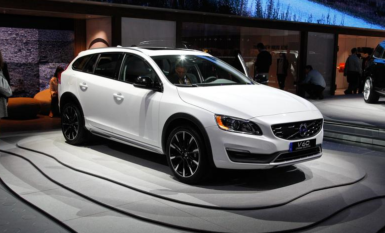 2015 Volvo V60 Cross Country