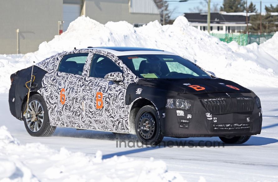 2016 Buick LaCrosse Spy Shot