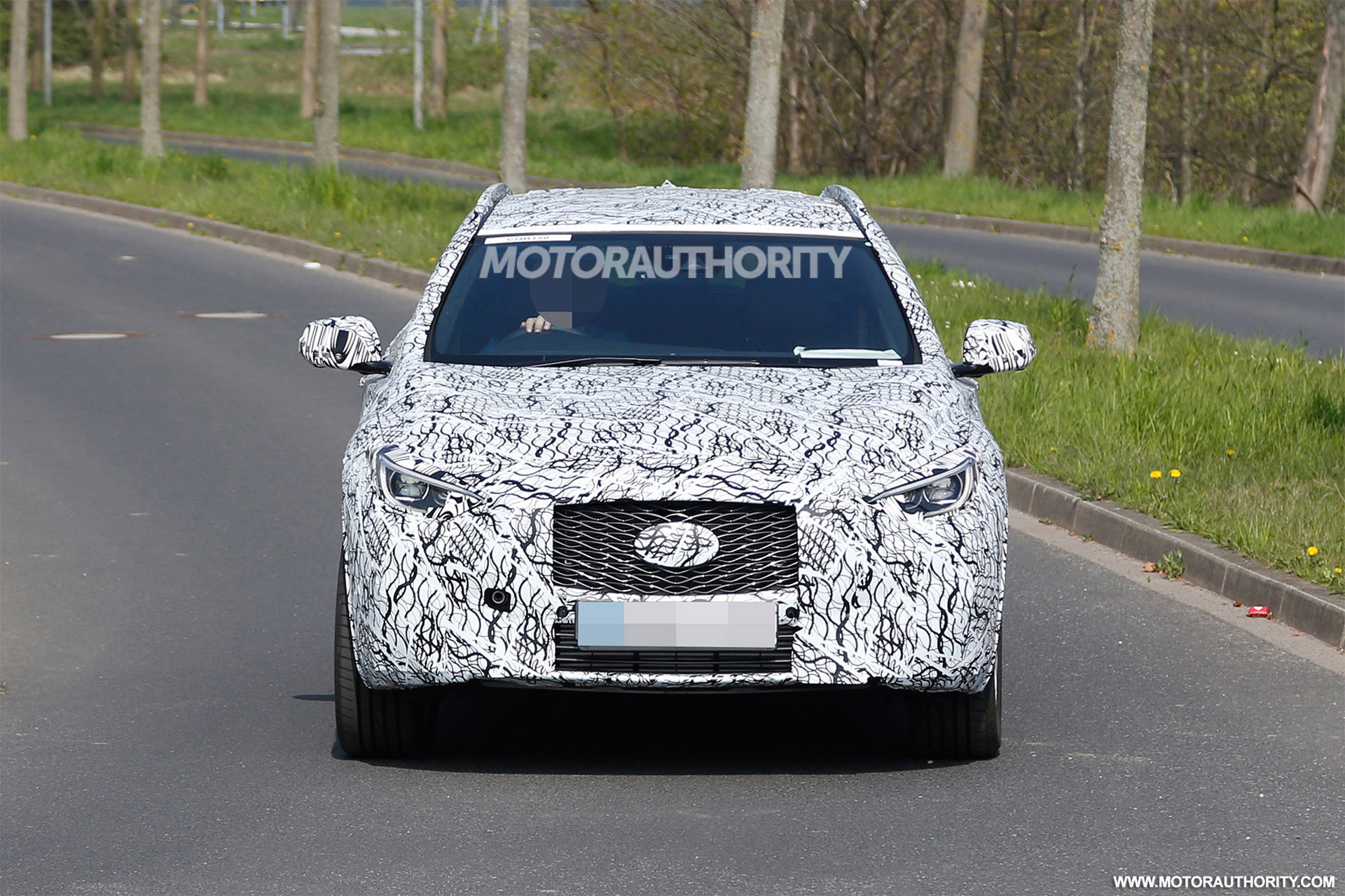 2017 Infiniti QX30 Spy Shot