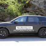 2017 Bentley Bentayga Spy Shot