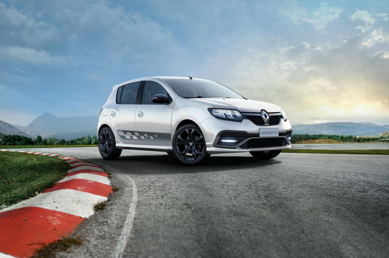 Renault Sandero R.S. 2.0