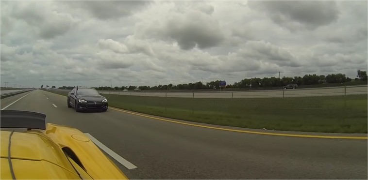 McLaren 650S Spider vs. Tesla Model S P85D in Drag Race