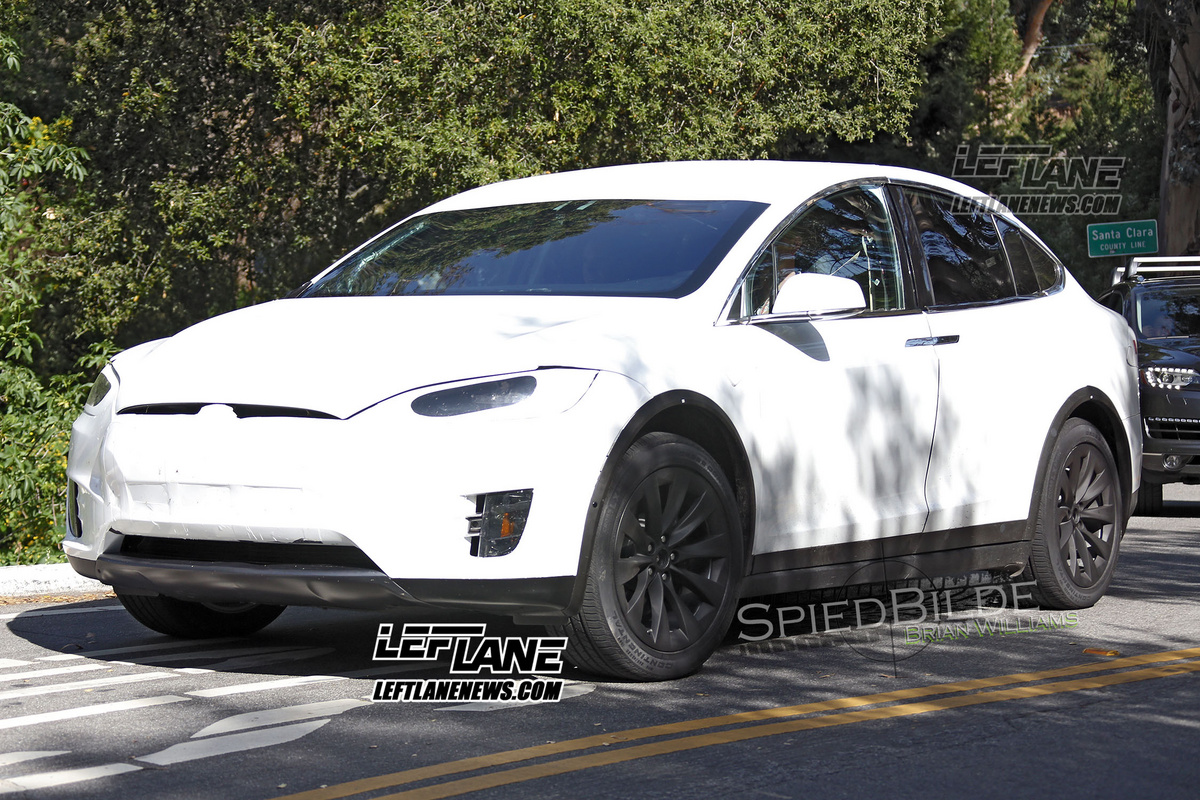 Tesla Model Spy Shot