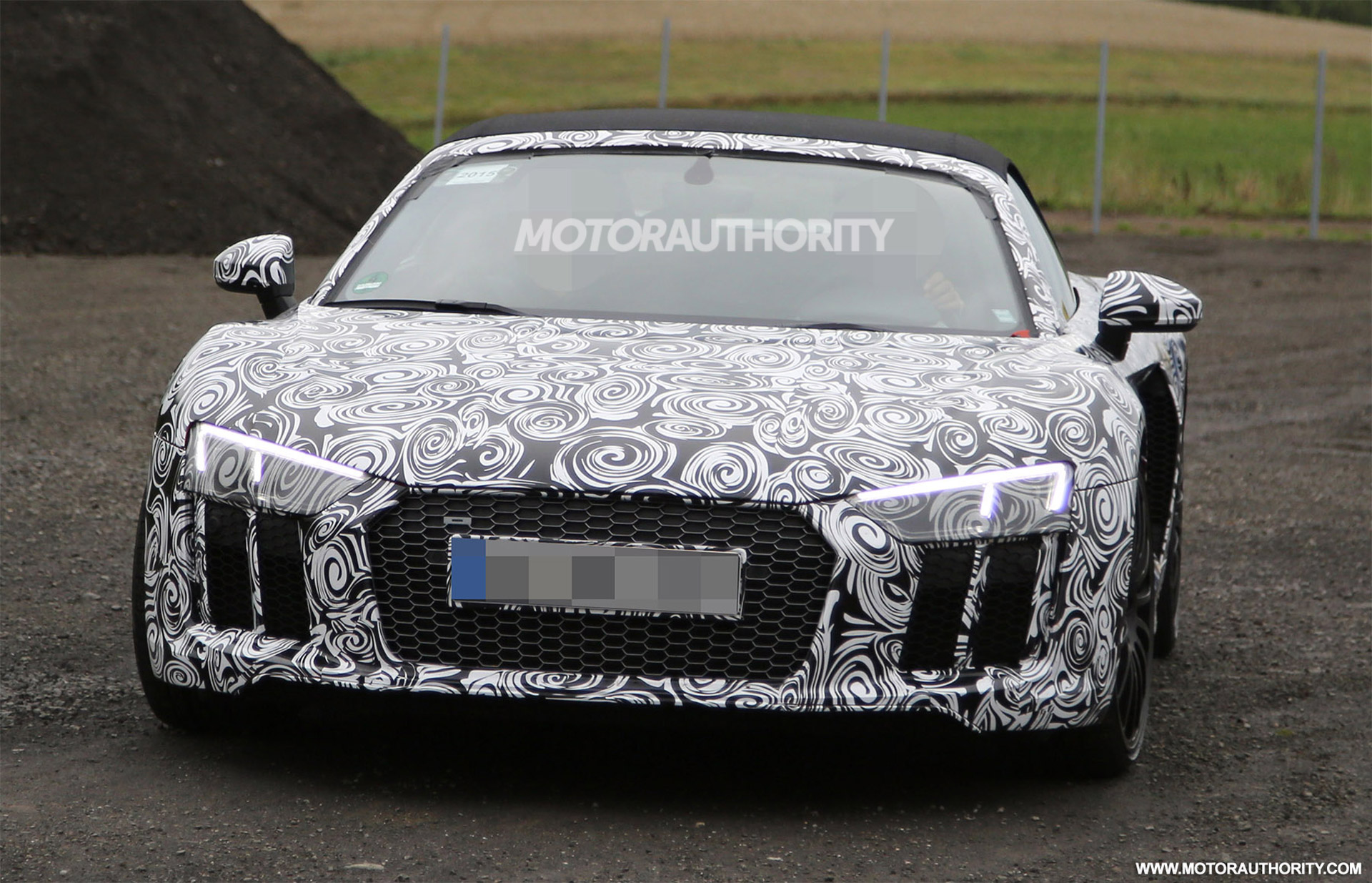 2017 Audi R8 Spyder spied