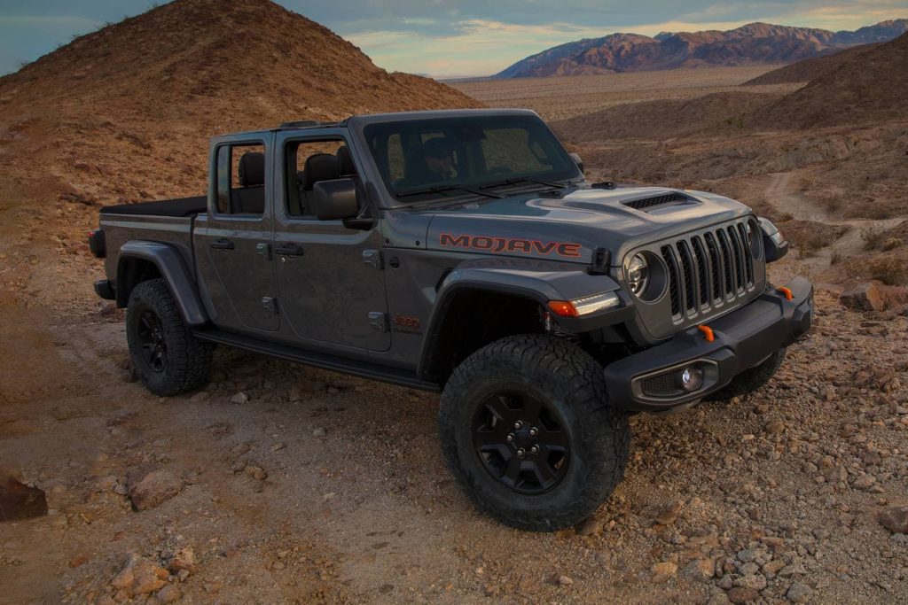 2022 Jeep Gladiator Sport 2