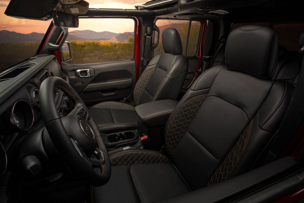 2022 Jeep Gladiator Sport Interior 1