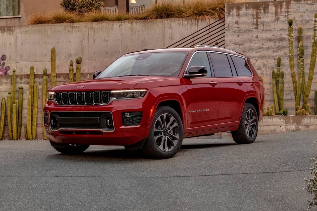 2022 Jeep Grand Cherokee Laredo 1