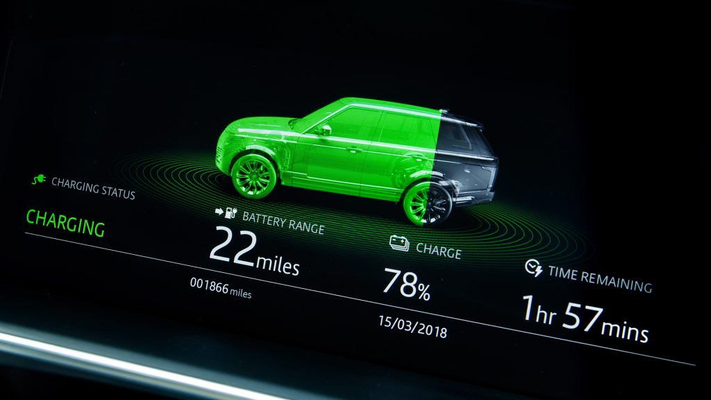 Range Rover Sport P400e Charging Battery 2