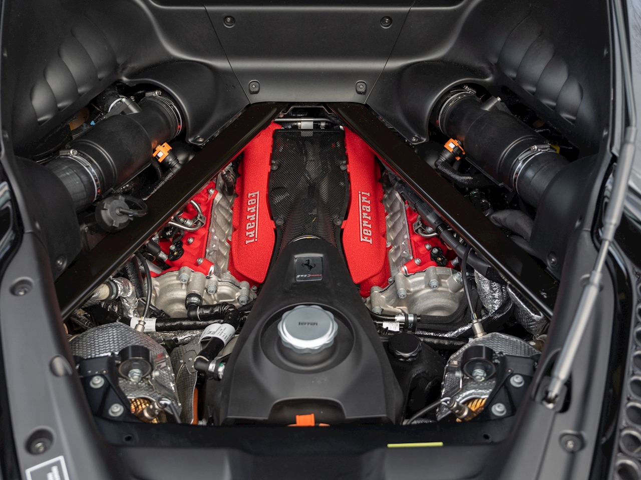 Ferrari SF90 Stradale Engine