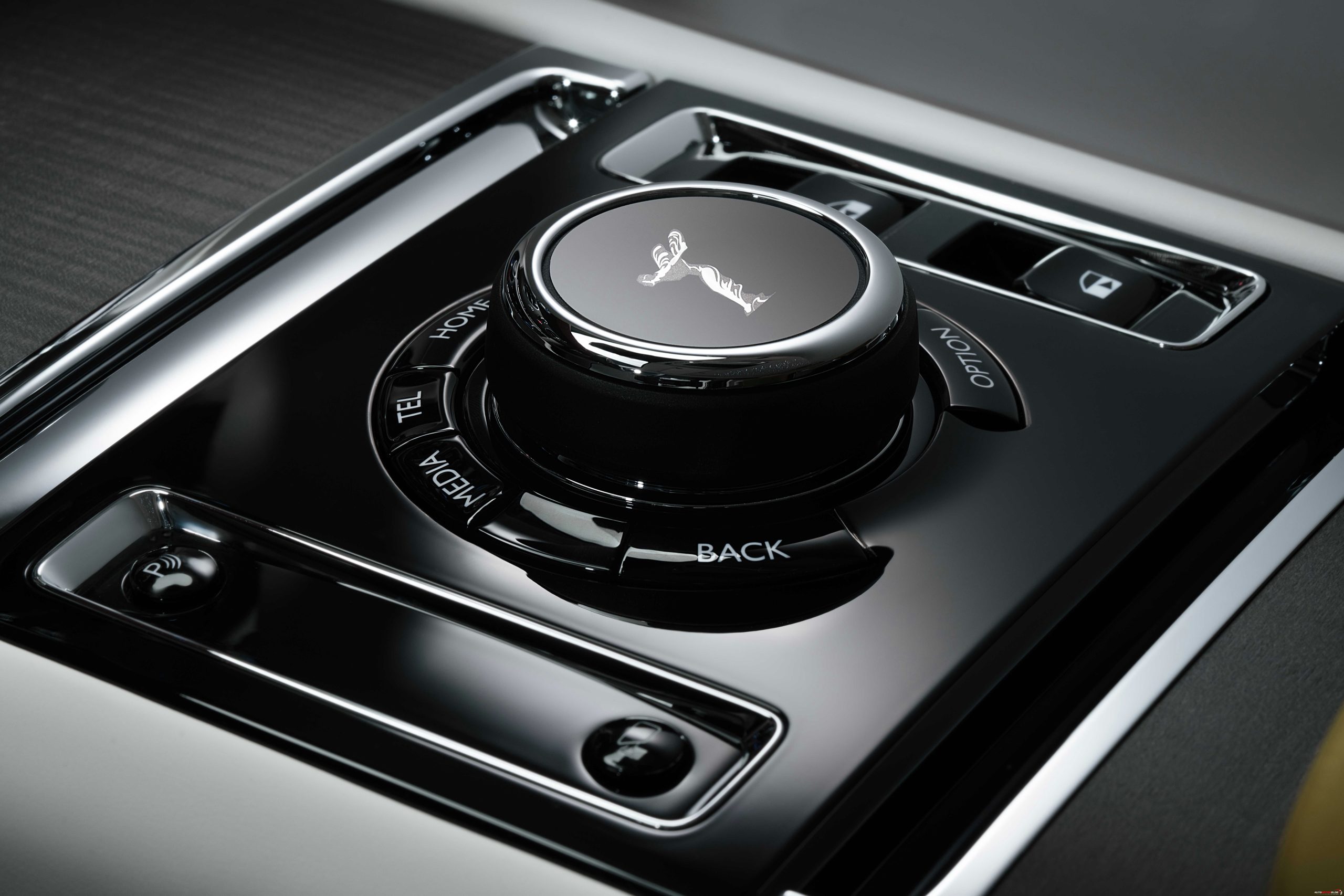2024 Rolls Royce SPECTRE Interior 11