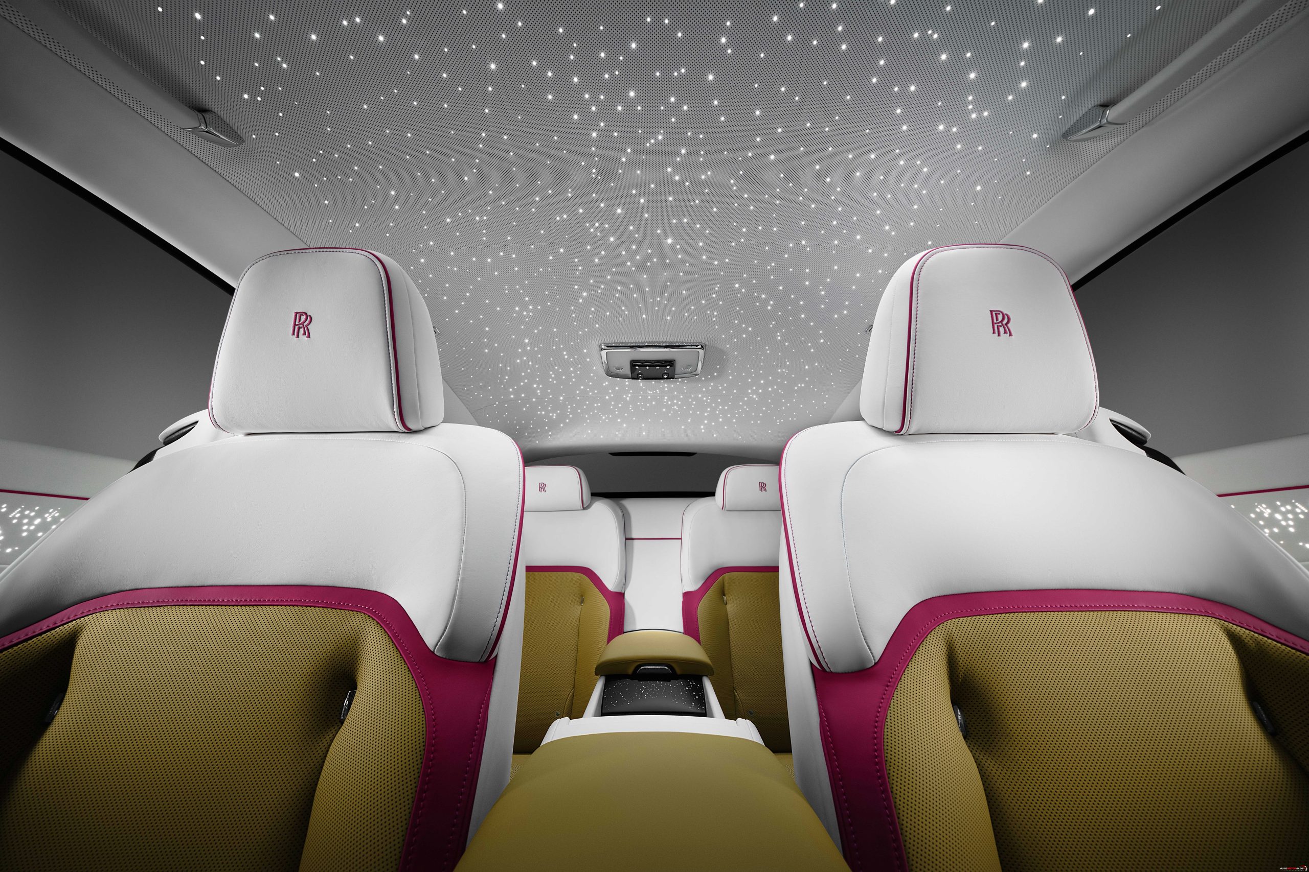 2024 Rolls Royce SPECTRE Interior 4