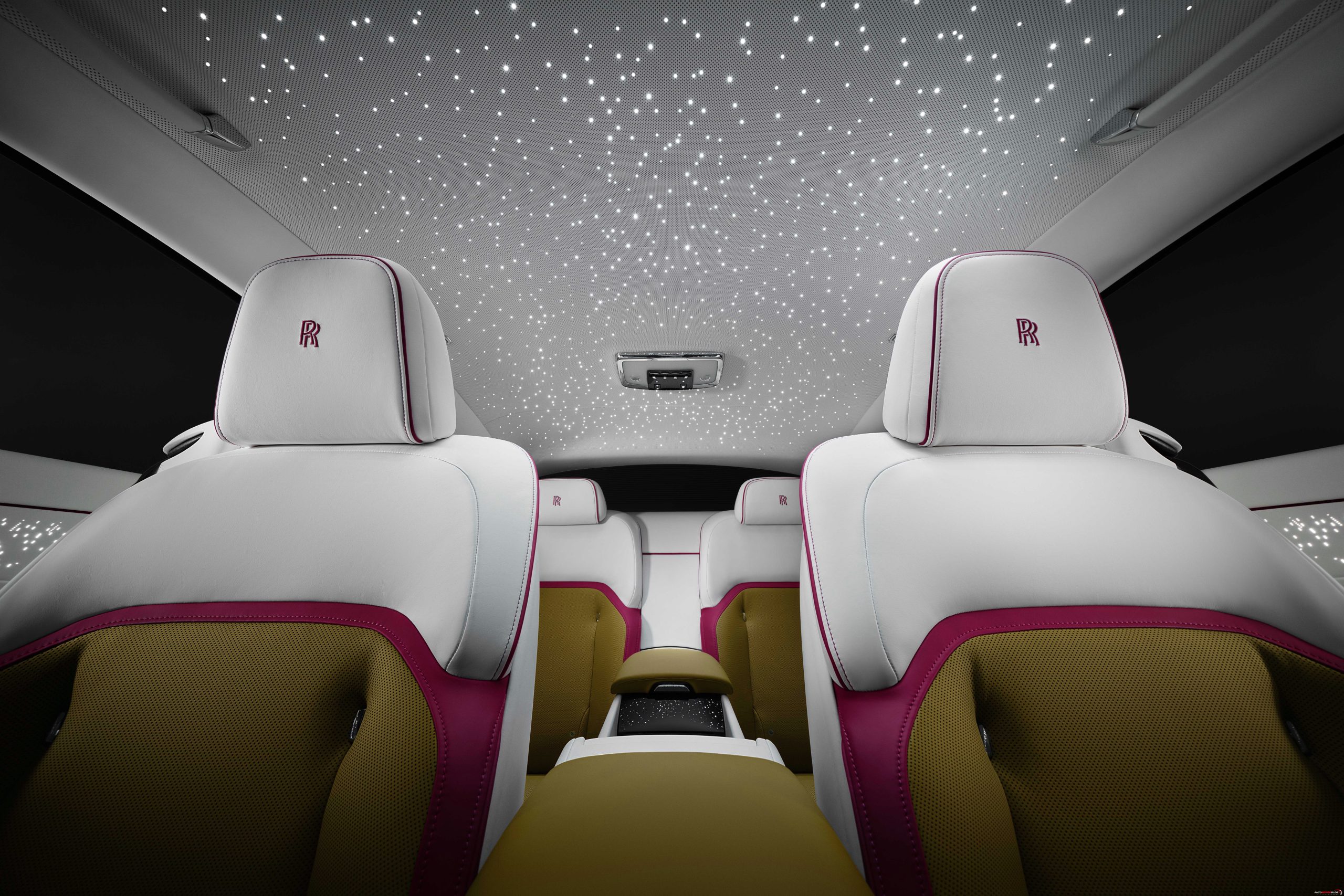 2024 Rolls Royce SPECTRE Interior 5