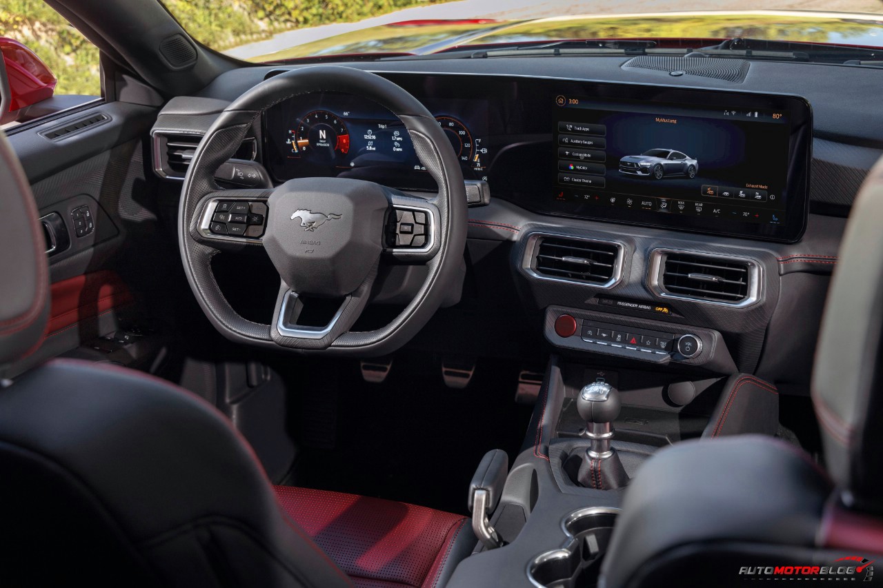 2024 Ford Mustang Interior 1
