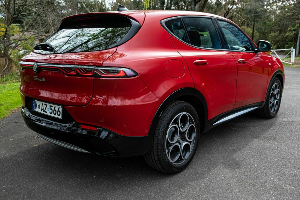 2023 Alfa Romeo Tonale Hybrid Ti 38