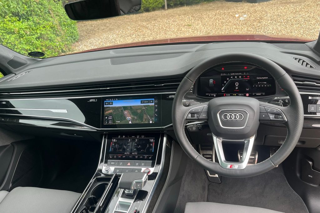 2023 Audi SQ7 18