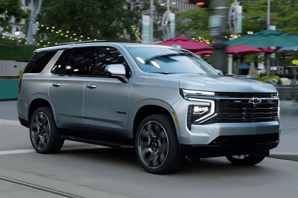 2025 Chevrolet Tahoe and Suburban Media Gallery 7