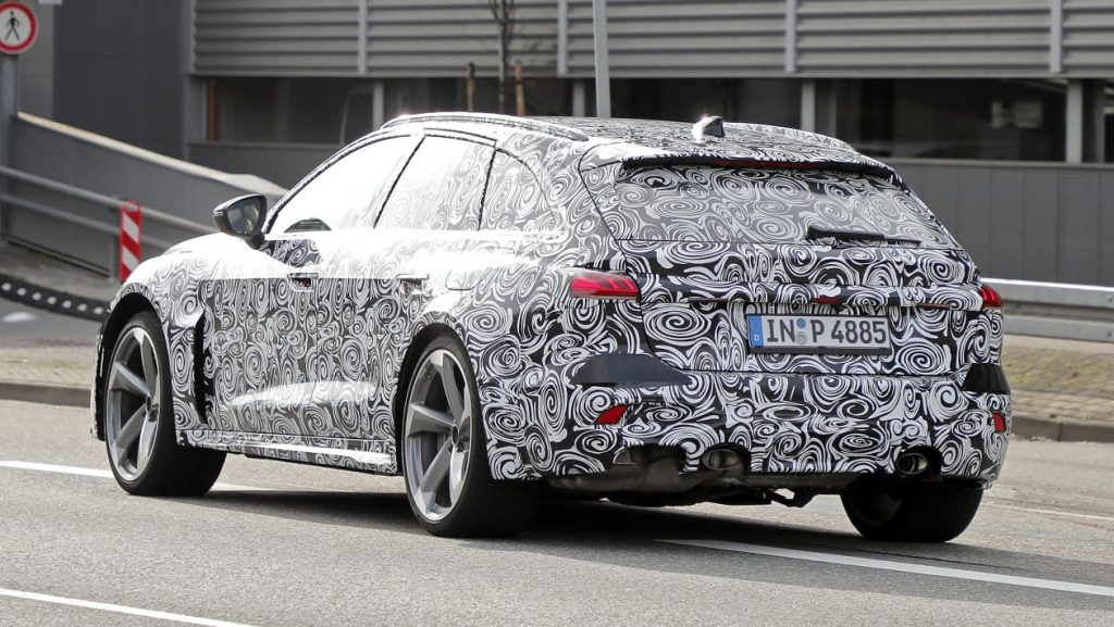 2025 Audi RS 5 Avant Spy Shots 2