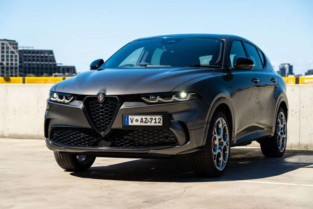 2024 Alfa Romeo Tonale Plug in Hybrid 3