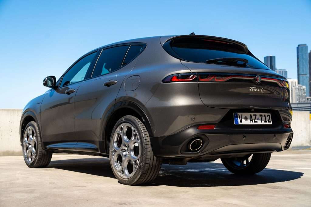 2024 Alfa Romeo Tonale Plug in Hybrid 4