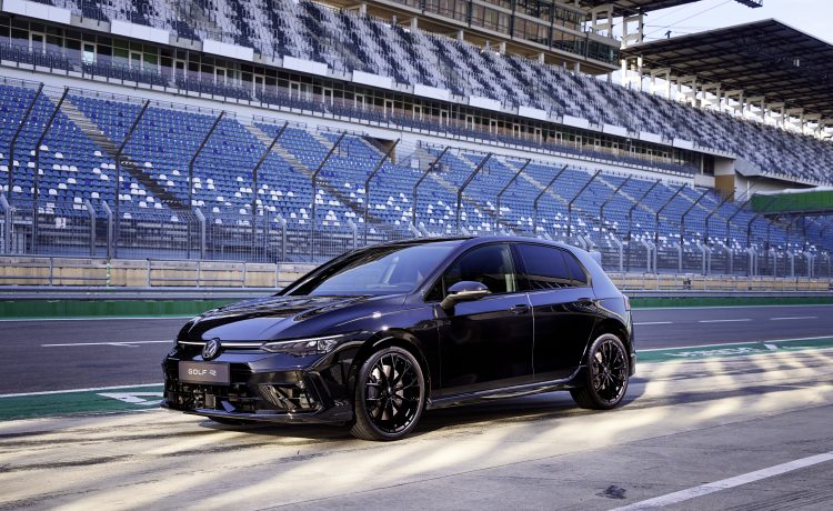 The new Volkswagen Golf R Black Edition