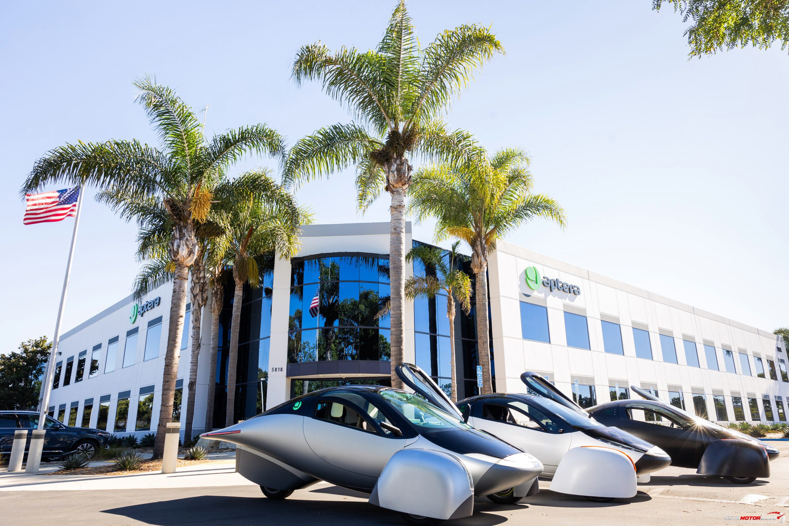 New Solar Electric Vehicle by Aptera (31)