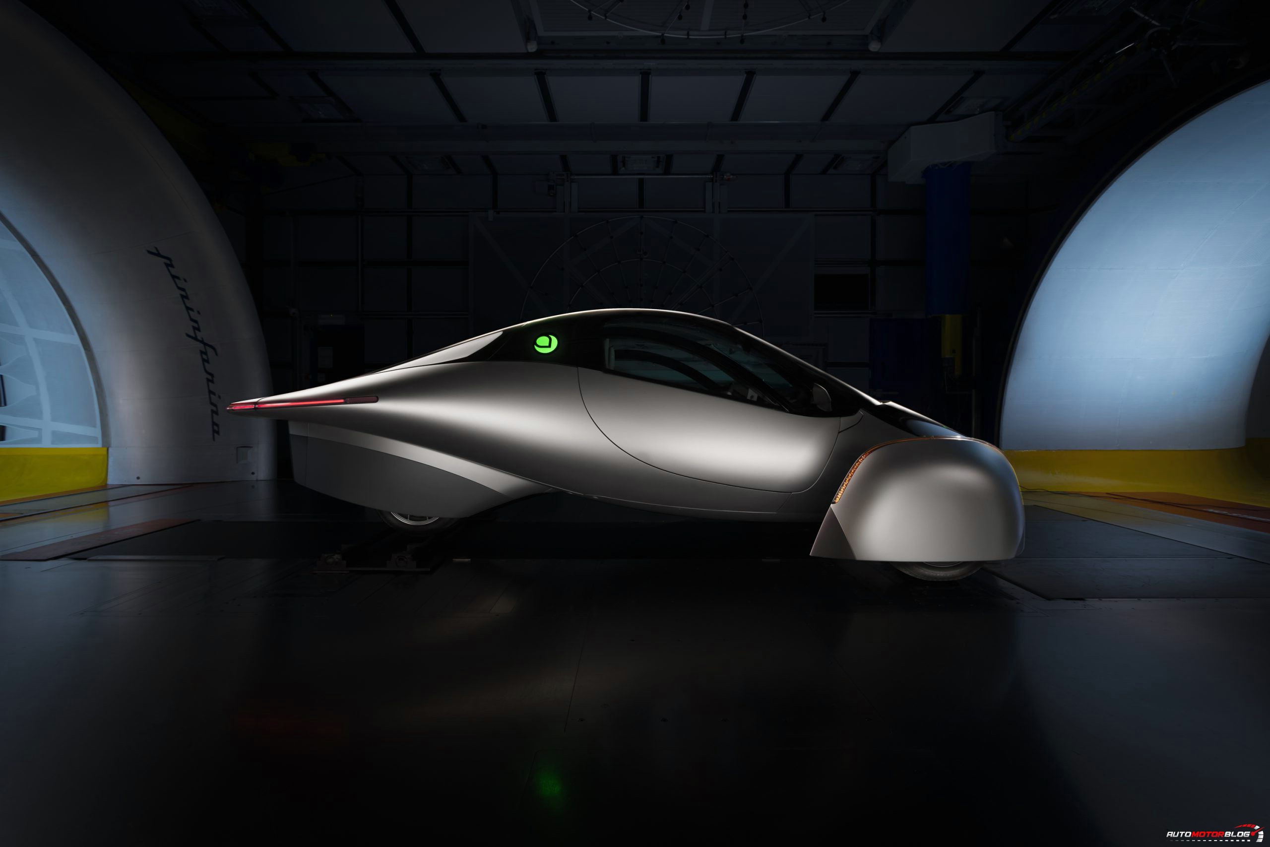 New Solar Electric Vehicle by Aptera Aerodynamics Test (3)