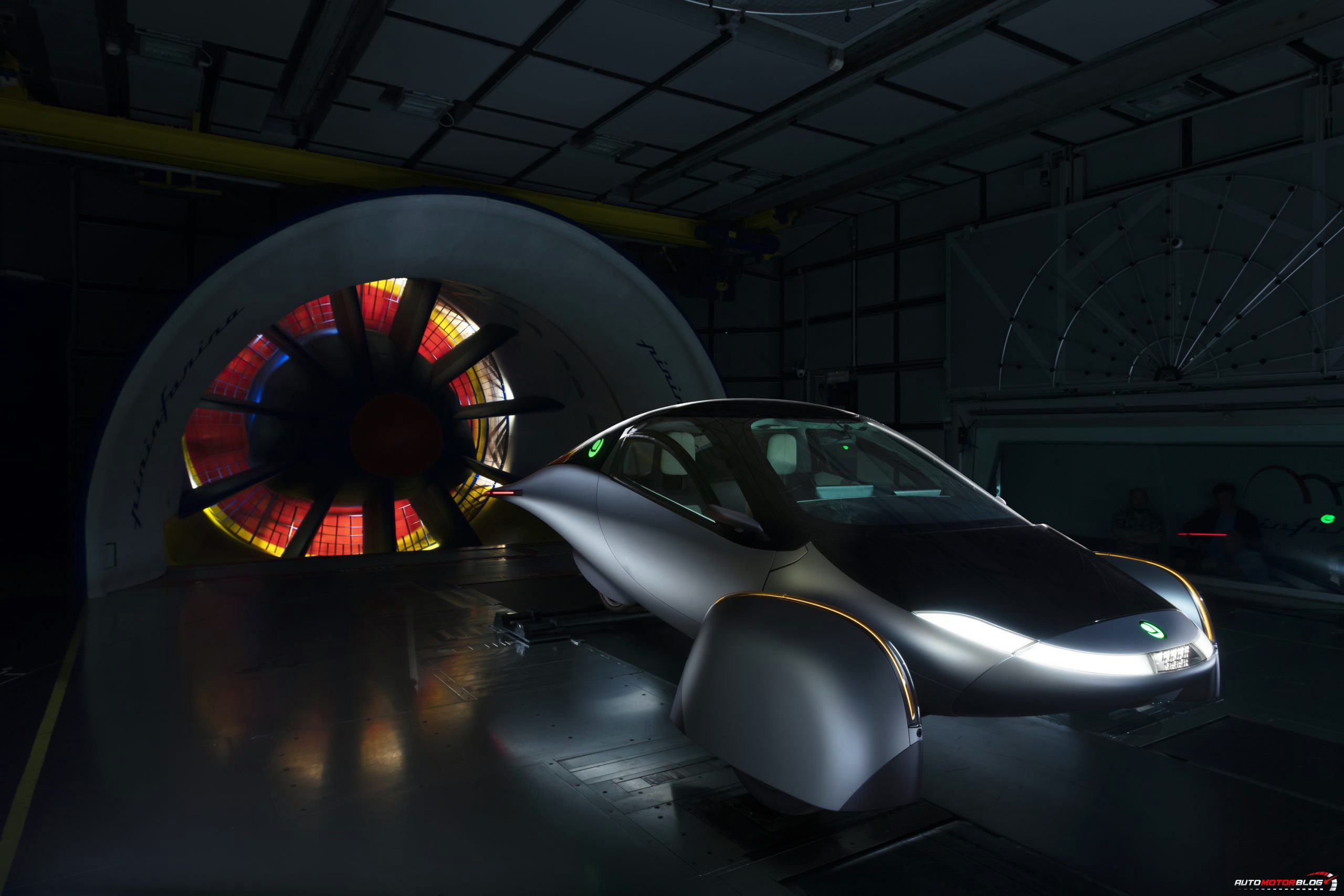 New Solar Electric Vehicle by Aptera Aerodynamics Test (4)
