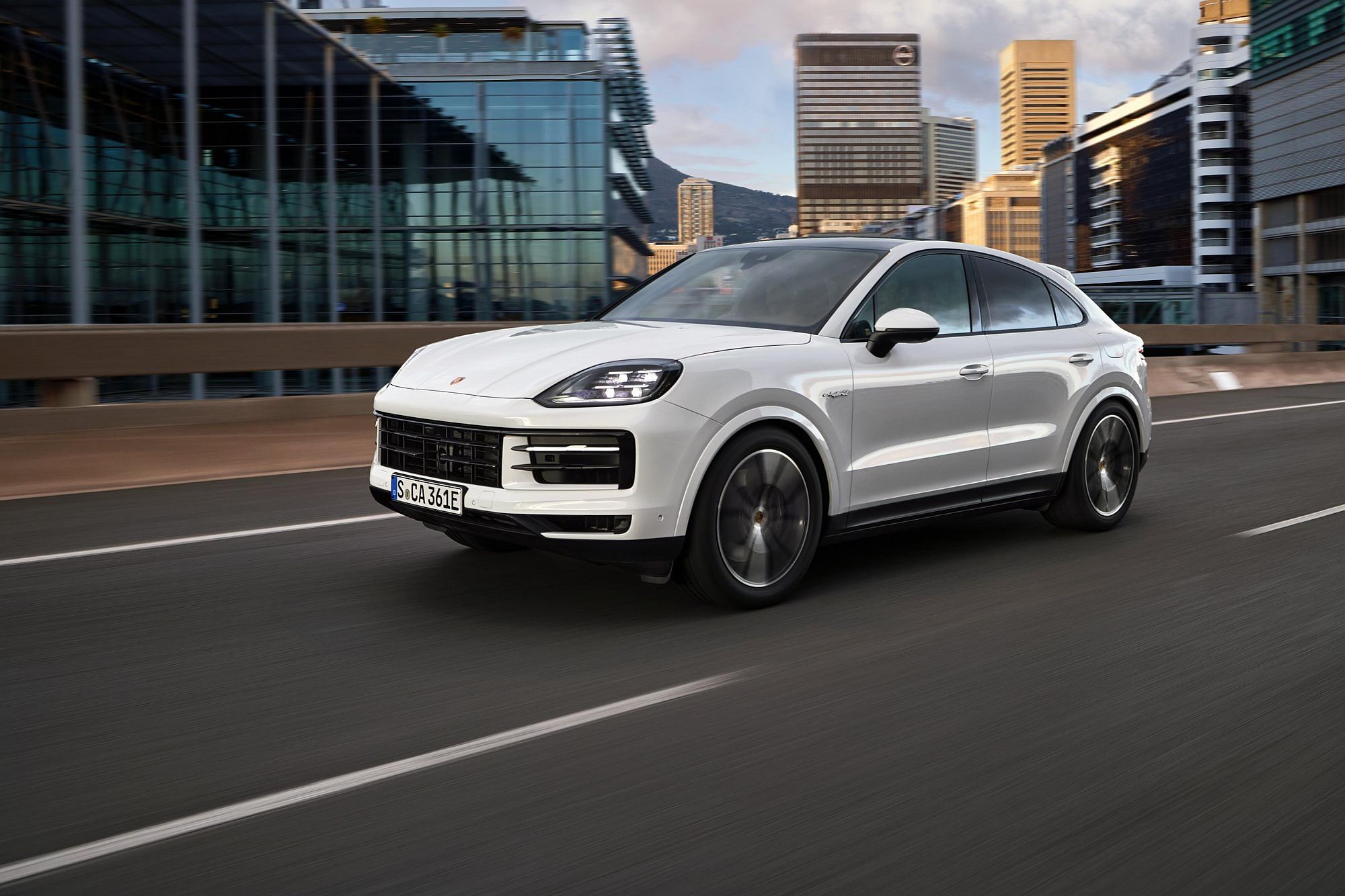 Porsche Will Continue the Production of Combustion Engine Cars in the Future