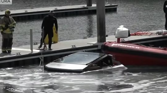Tesla Cybertruck Underwater