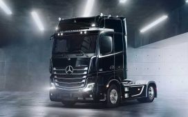 Sharing the Road with Trucks A Safety Guide for Drivers