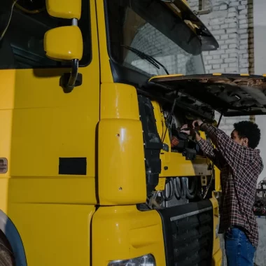 5 Ways to Grow Your Truck Repair Business Online