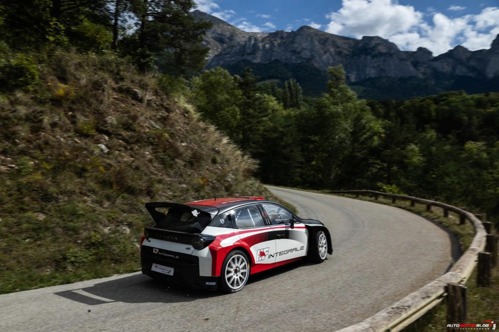 Lancia Ypsilon Rally2 HF Integrale (7)