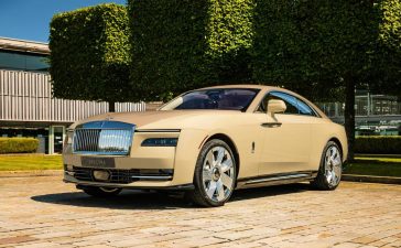 Rolls Royce Spectre Bailey (1)