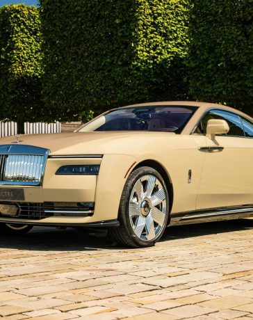 Rolls Royce Spectre Bailey (1)
