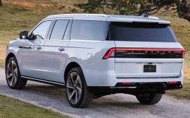 Common Warning Signs That Your 4WD Might Need Professional Diagnostics 2026 Lincoln Navigator