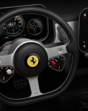 Ferrari Luce Interior (1)
