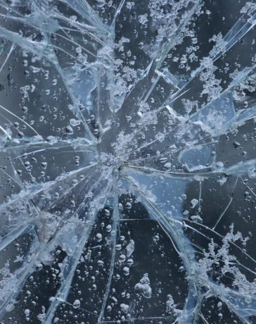 How to Assess Windshield Damage When to Repair vs. Replace