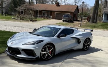 2020 Chevrolet Corvette Stingray Coupe 3LT Z51 (1)