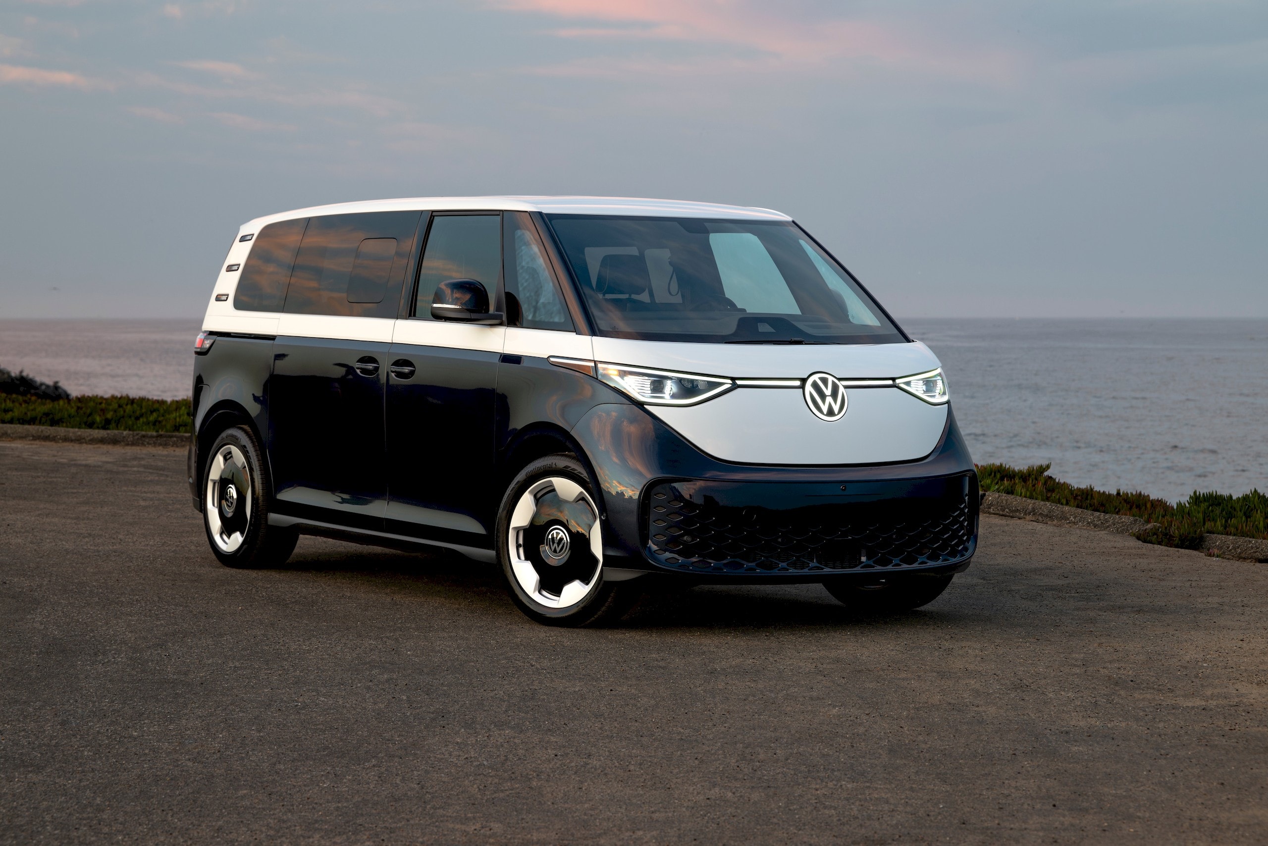 2027 Volkswagen ID. Buzz Tourer (2)