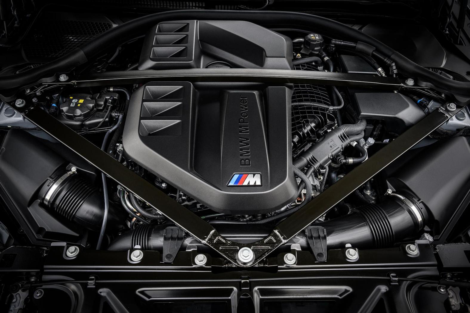 BMW M Ignite Technology 6 Cylinder Engine (1)