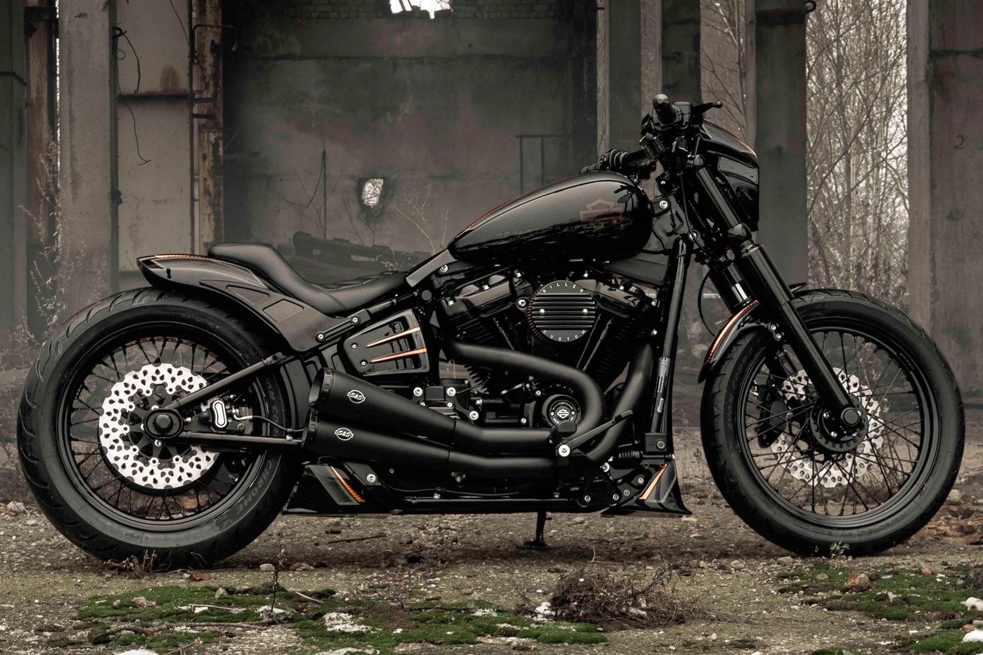 Troublemaker Harley Davidson Street Bob 114 by Killer Custom (1)