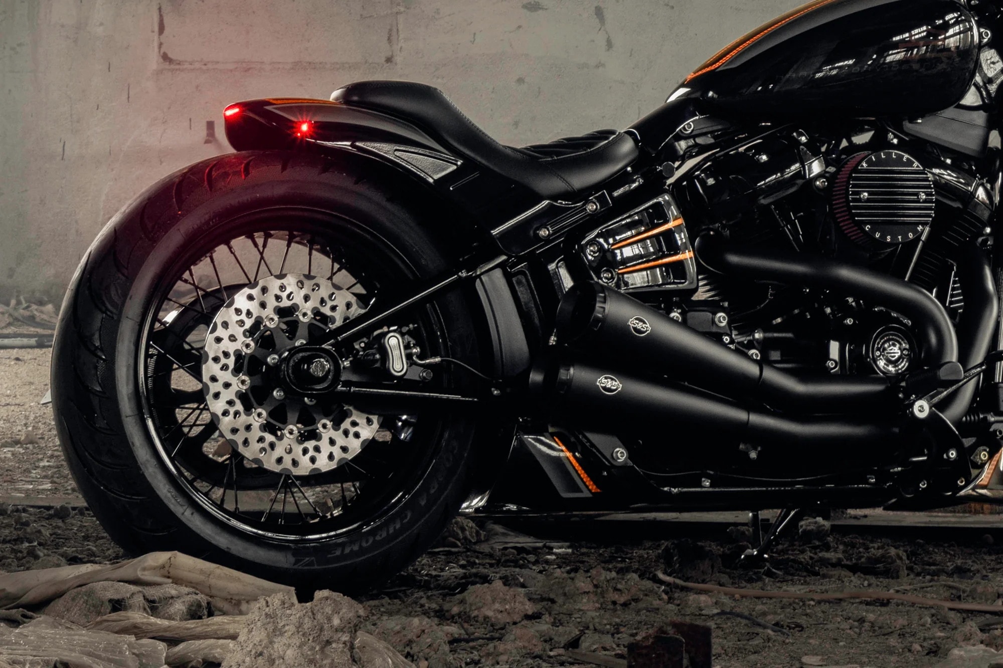 Troublemaker Harley Davidson Street Bob 114 by Killer Custom (4)