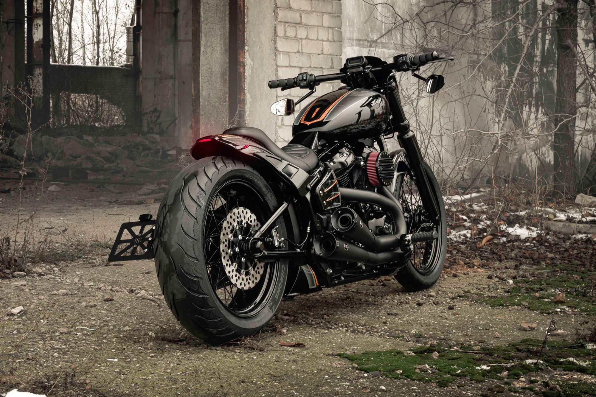 Troublemaker Harley Davidson Street Bob 114 by Killer Custom (5)