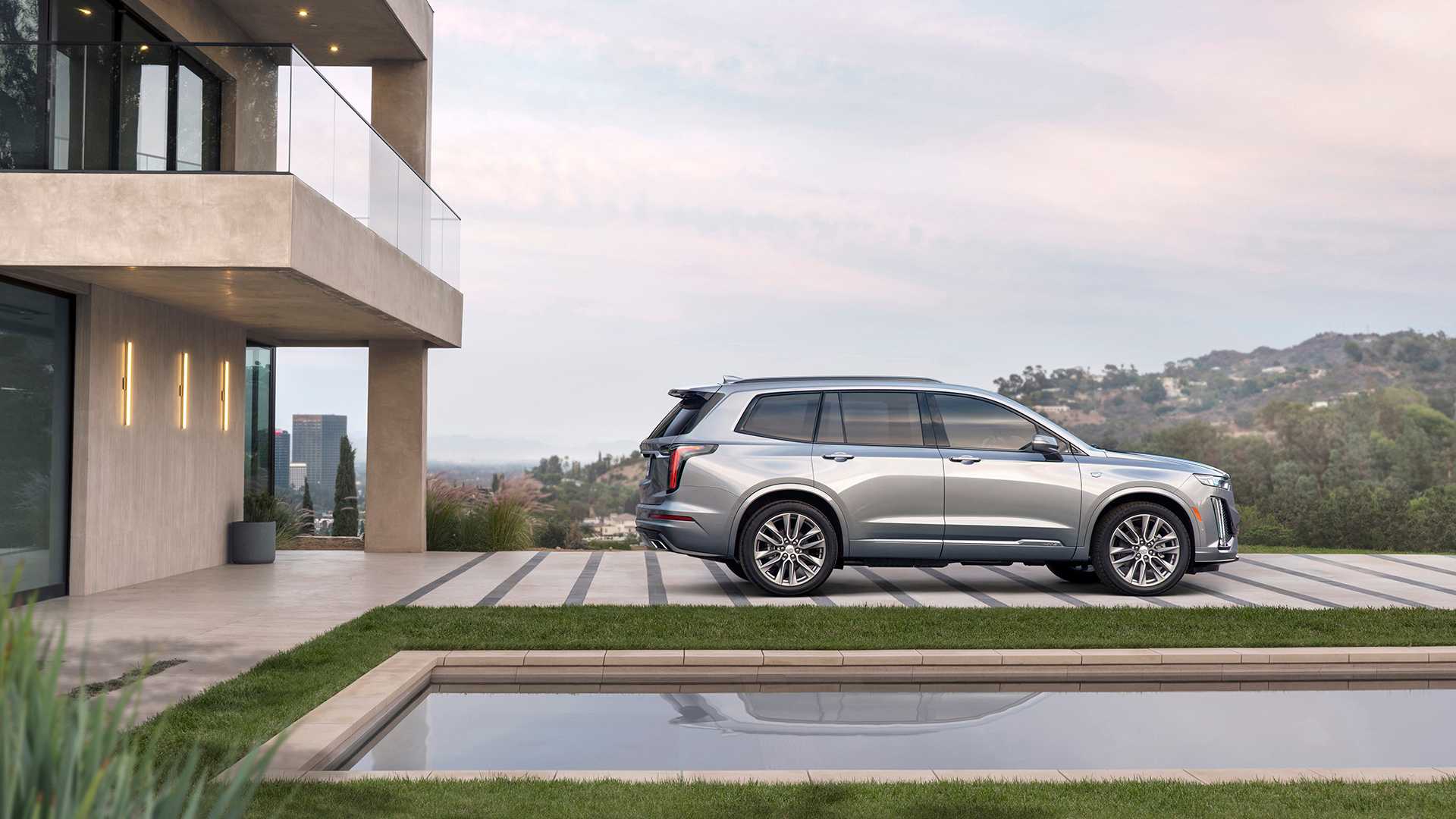 Cadillac XT6 Rendering (6)