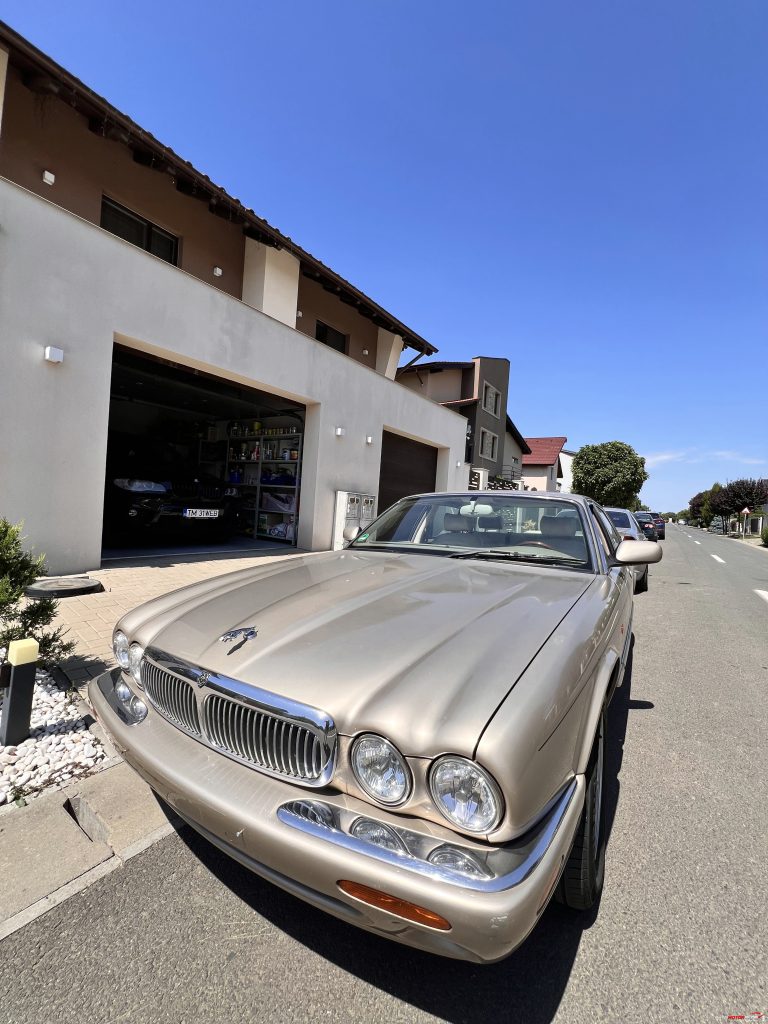 1998 Jaguar XJ Sovereign Gold 4.0 V8 (19)