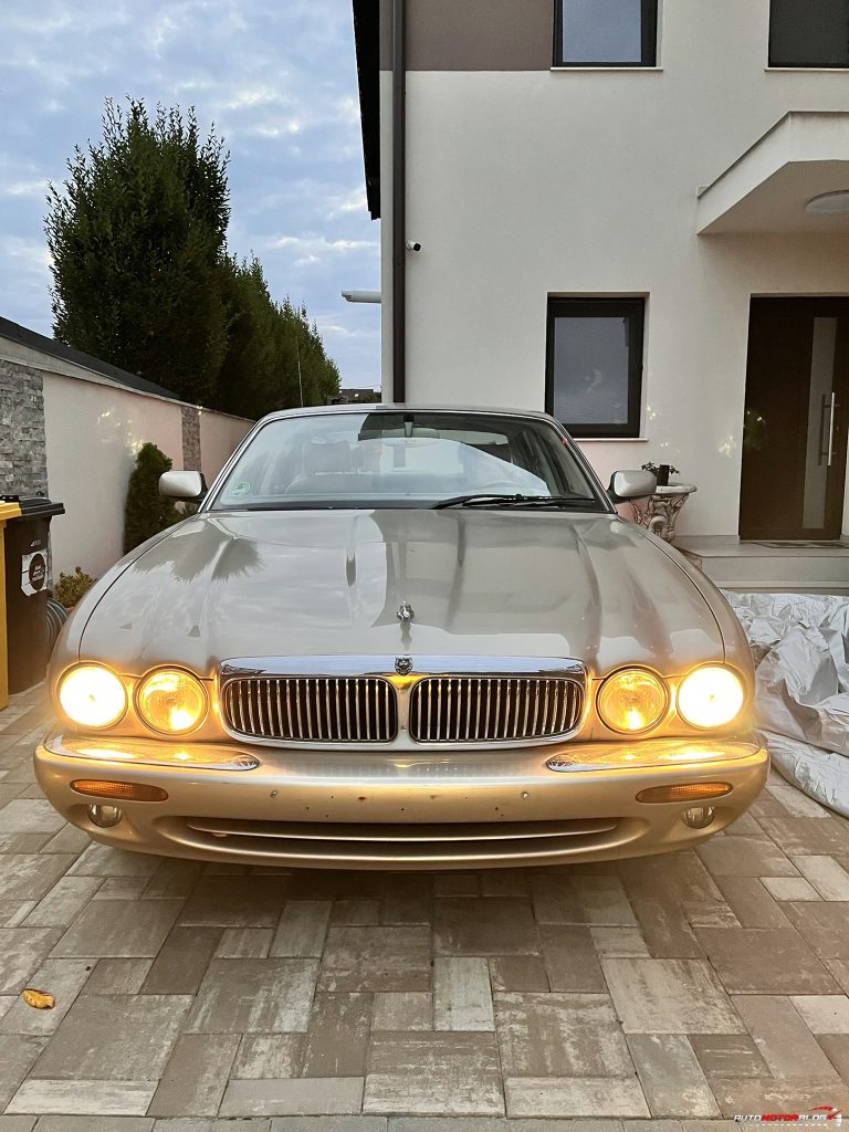 1998 Jaguar XJ Sovereign Gold 4.0 V8 (79)