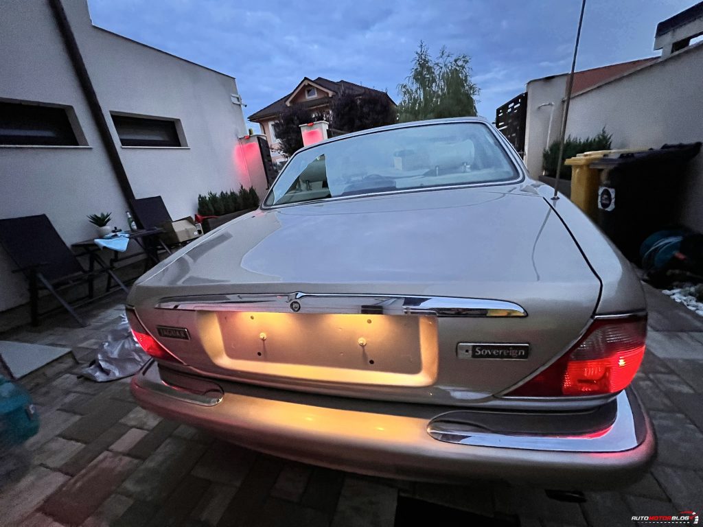 1998 Jaguar XJ Sovereign Gold 4.0 V8 (84)