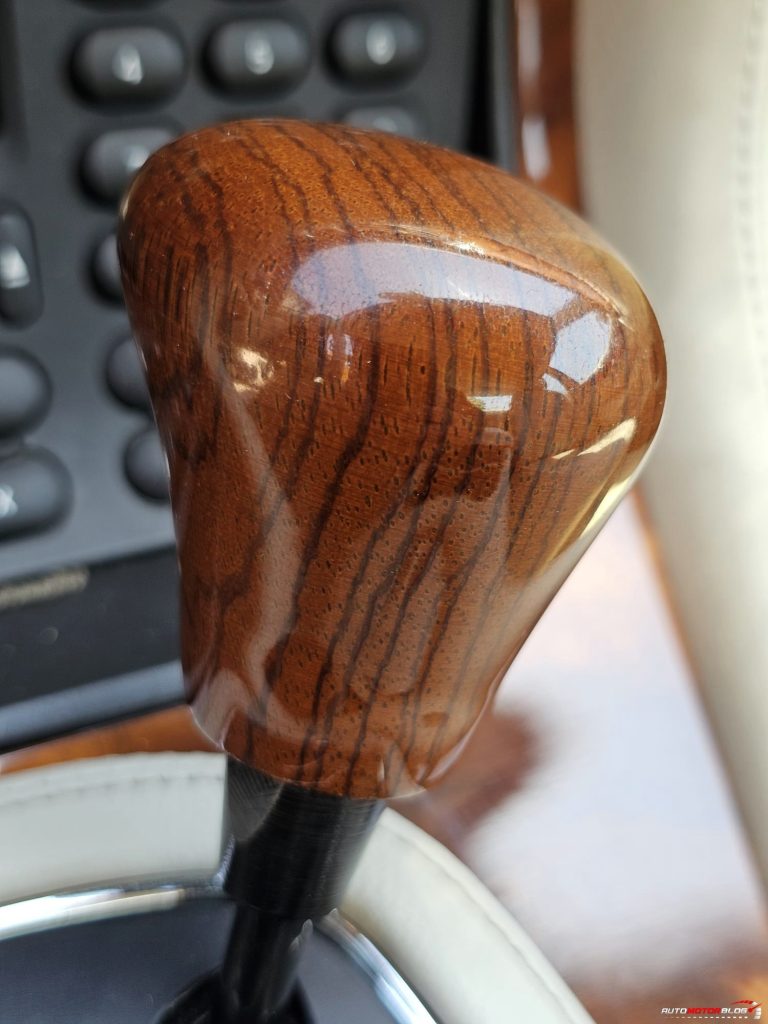 1998 Jaguar XJ Sovereign Gold 4.0 V8 Gear Shifter