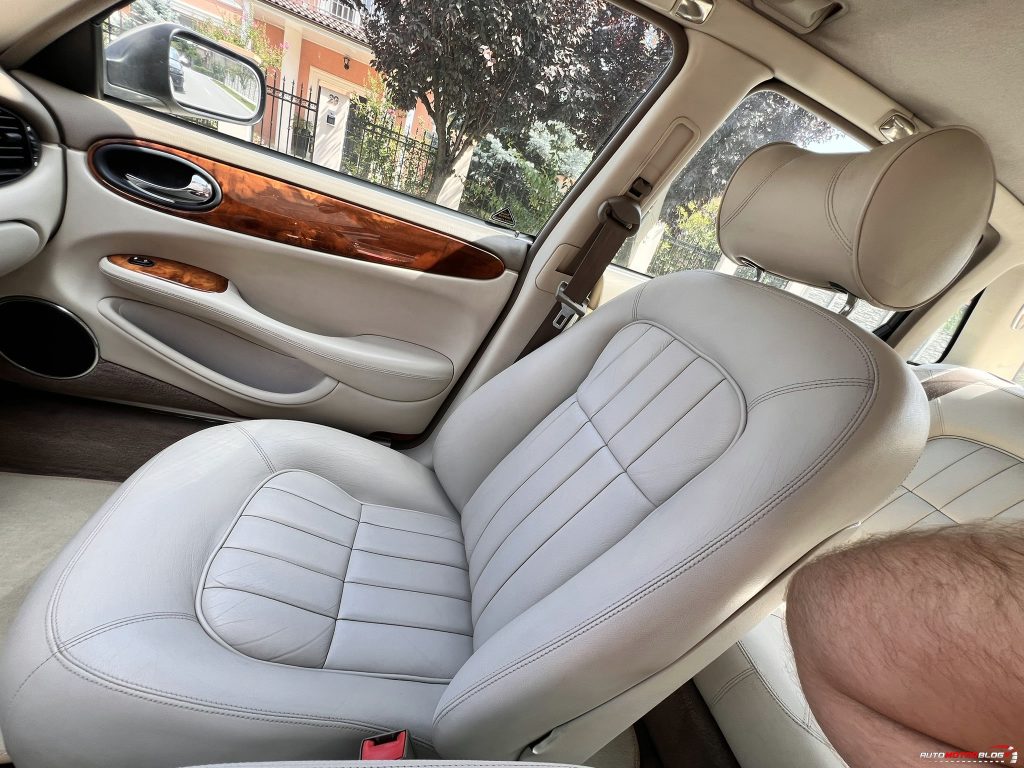1998 Jaguar XJ Sovereign Gold 4.0 V8 Interior Seat